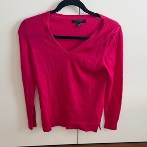 Banana Republic V-Neck Sweater in Vibrant Pink